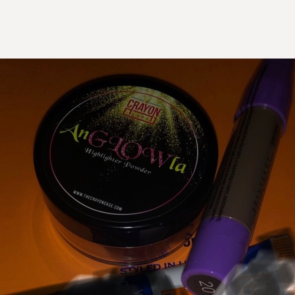 The crayon case makeup bundle